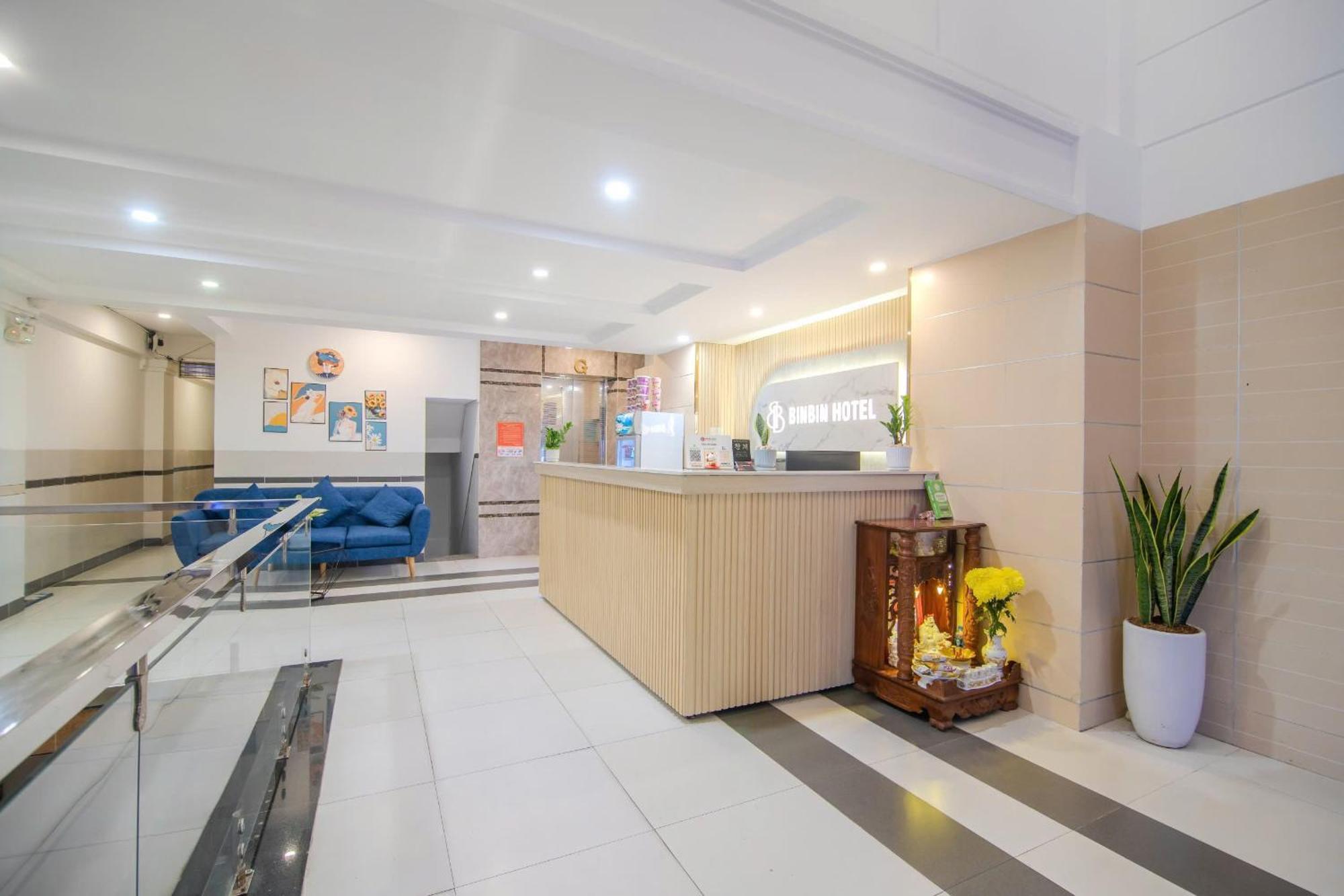 Bin Bin Hotel 5 - Near Lotte Mart D7 Ho Chi Minh Zewnętrze zdjęcie