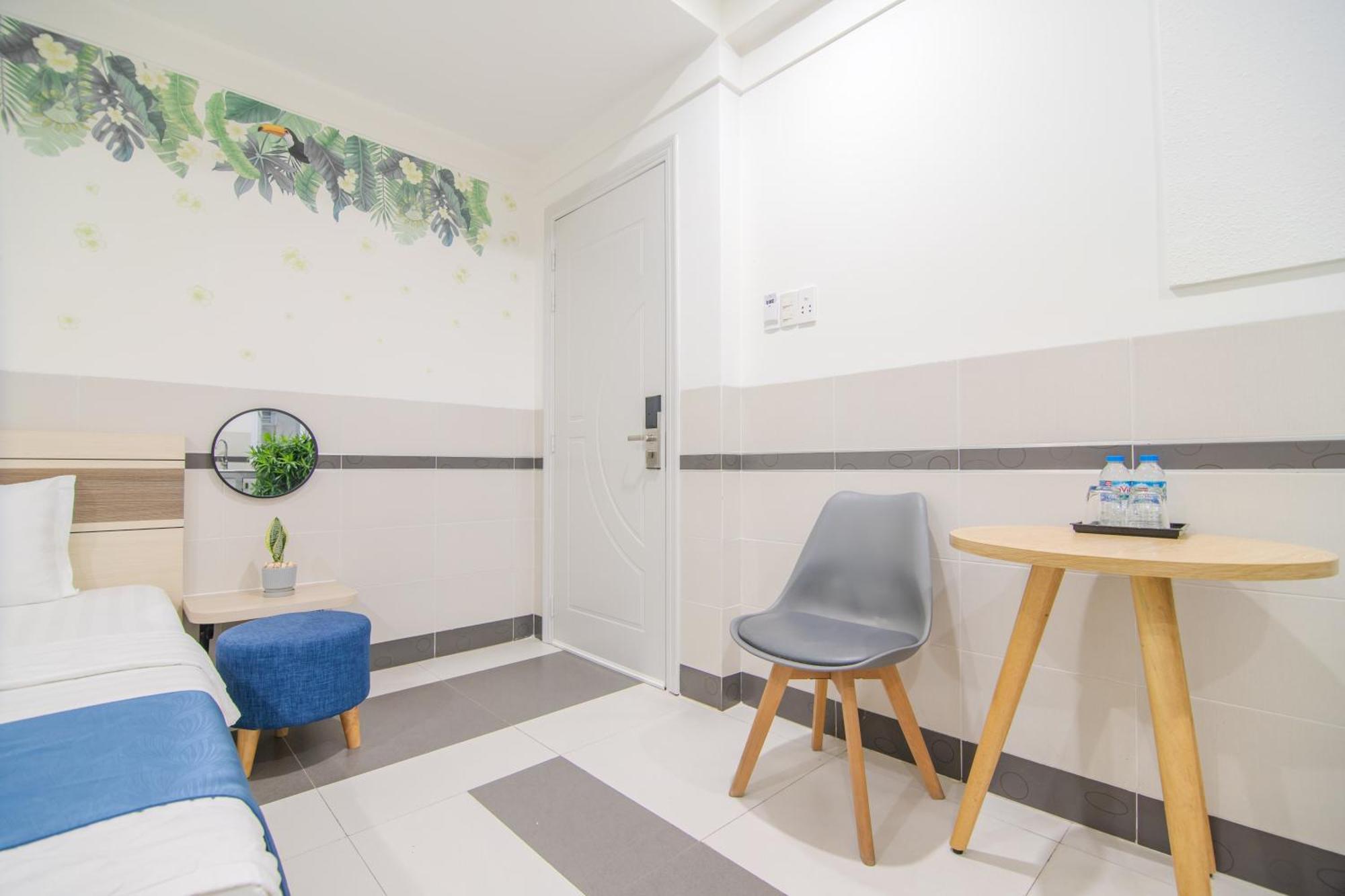 Bin Bin Hotel 5 - Near Lotte Mart D7 Ho Chi Minh Zewnętrze zdjęcie