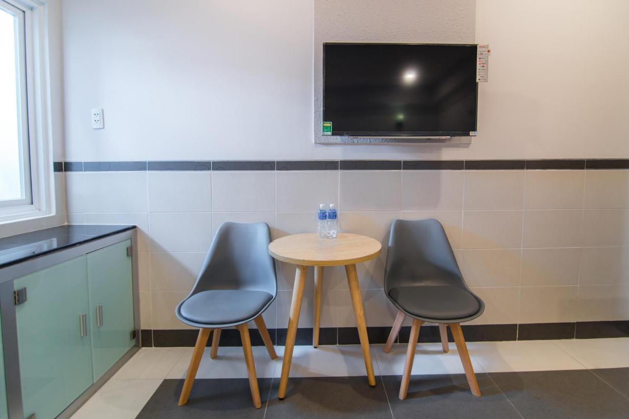 Bin Bin Hotel 5 - Near Lotte Mart D7 Ho Chi Minh Zewnętrze zdjęcie