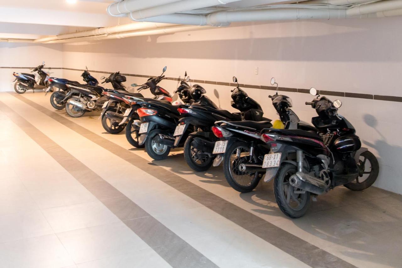 Bin Bin Hotel 5 - Near Lotte Mart D7 Ho Chi Minh Zewnętrze zdjęcie