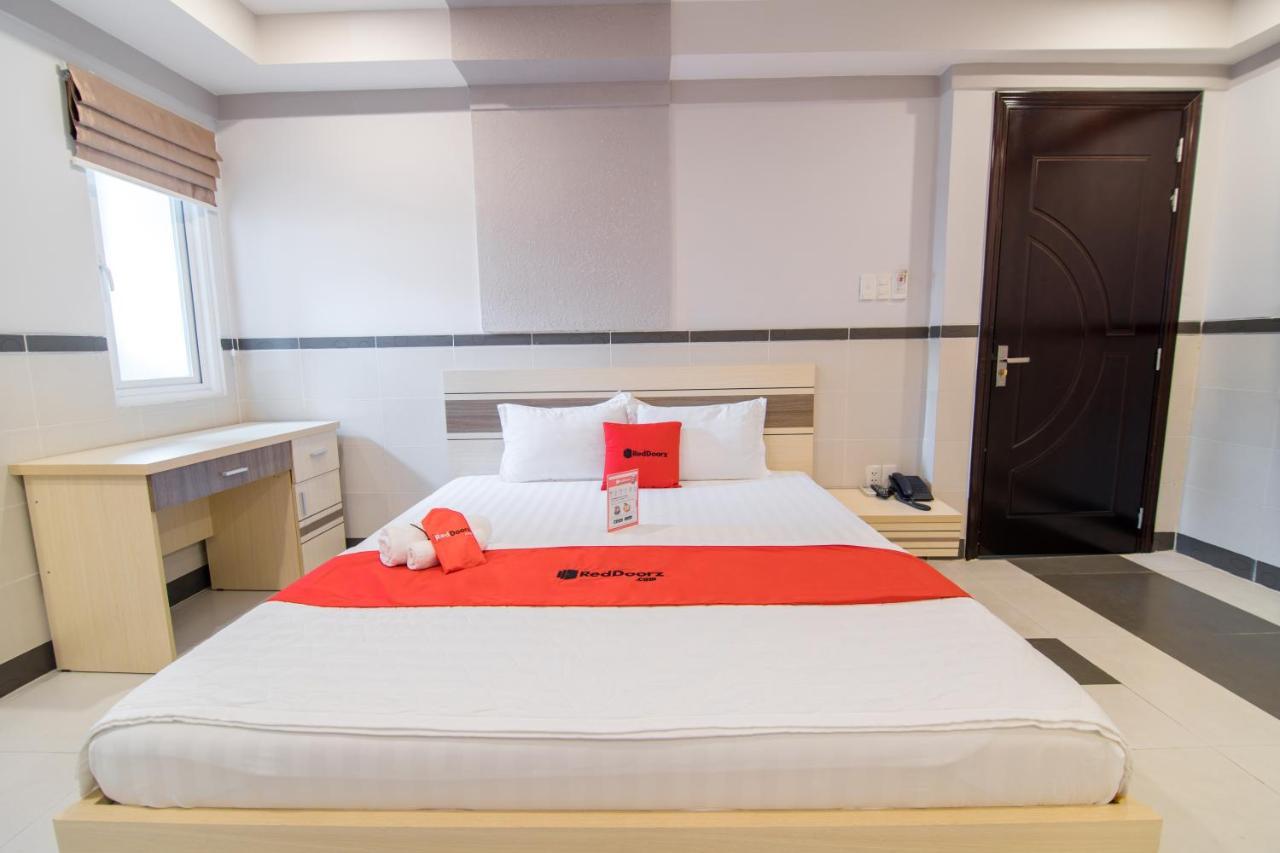 Bin Bin Hotel 5 - Near Lotte Mart D7 Ho Chi Minh Zewnętrze zdjęcie